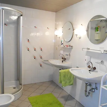 Urlaub Am Bauernhof Wenigeder - Familie Klopf *