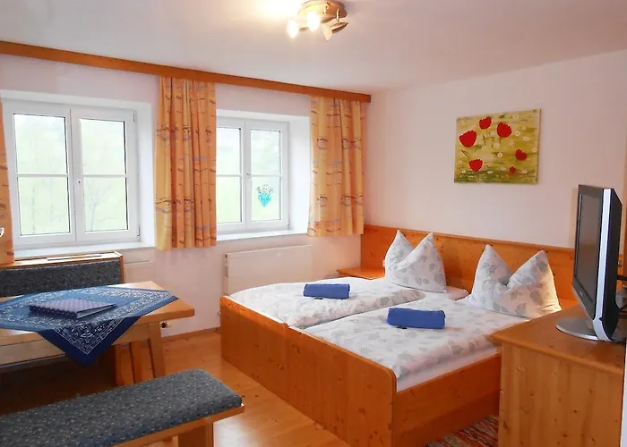 Urlaub Am Bauernhof Wenigeder - Familie Klopf Κατάλυμα σε φάρμα *